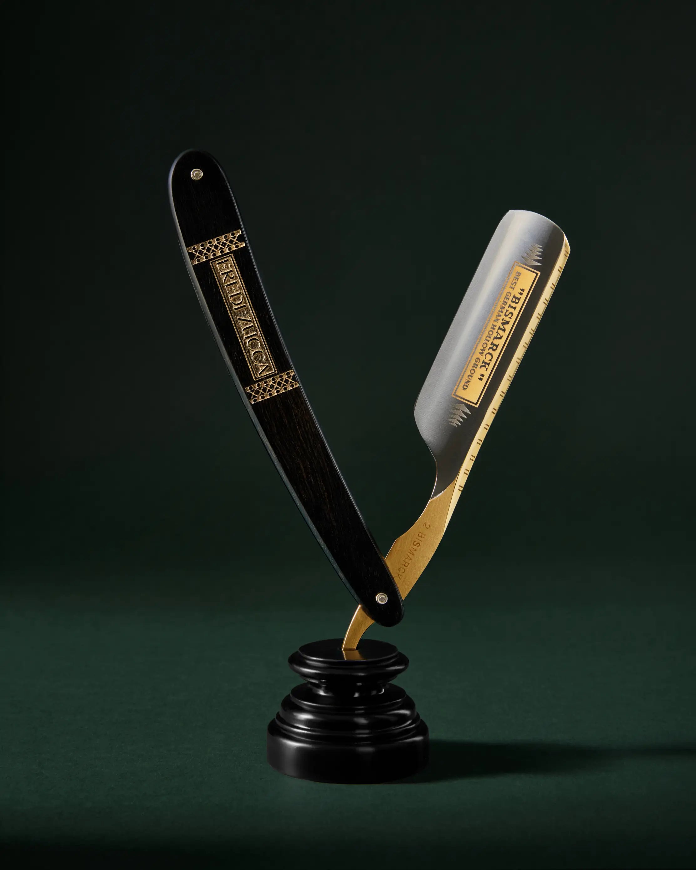 Bismarck Straight Razor With Ebony Handle | Eredi Zucca Milano